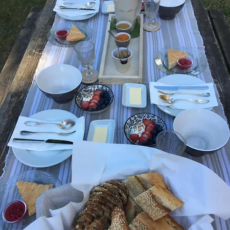 De Campagne Les Eydieux, Petits Dejeuners Inclus Guest house